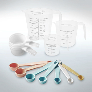 Measuring Cups & Spoons